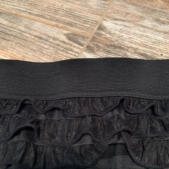 Apt 9 Ruffled Black Mini Skirt. Elastic Waist LG - Picture 4 of 6
